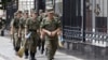 У штаба Южного военного округа в Ростове-на-Дону. Архивное фото