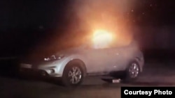 A subunit of the formerly unknown Erzya Resistance movement is said to have set fire to the Russian official's car in Zubova Polyana.