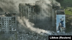 Бахмут, город в Донецкой области Украины, был местом одних из самых ожесточенных боев украинской армии с наступающими российскими силами. 26 апреля 2023 года 