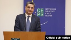 Belgium - Armenian Prime Minister Tigran Sarkisian speaks at the Center for European Policy Studies in Brussels, 04Jun2012.