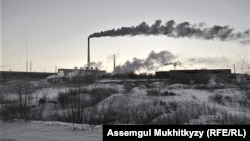 Amid freezing temperatures, the coal-fired thermal power plant outside Ekibastuz has failed to provide heat for the town since late last month.