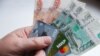 Russians are getting debit cards in Uzbekistan to use on foreign travels, after VISA and Mastercard left Russia. (file photo)