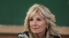 Aflată pentru două zile în România, Jill Biden le-a spus mamelor din Ucraina cu care s-a întâlnit la o școală din Capitală că sunt uimitoare.