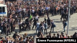 აქცია ლოზუნგით „ის არ არის ჩვენი მეფე“