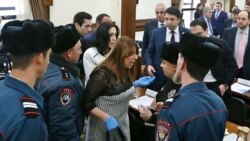 Փոստանջյանը պնդում է, որ քաղաքապետարանում միջադեպի քննության գործով իրավապահները պատվեր են կատարում