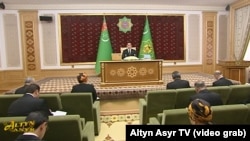Türkmenistanyň prezidenti Serdar Berdimuhamedow hökümet maslahatyny geçirýär. 16-njy oktýabr, 2022 ý. 