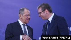 Србија -- Рускиот министер за надворешни работи Сергеј Лавров и српскиот претседател Александар Вучиќ на средба во Белград, 10 октомври 2021 година.