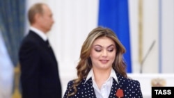 Алина Кабаева после получения государственной награды. Архивное фото 