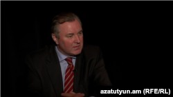 Armenia -- Ukraine's Ambassador to Armenia Ivan Kukhta gives and exclusive interview to RFE/RL's Harry Tamrazian, Yerevan, 09Mar2014
