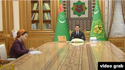 Türkmenistanyň "Altyn Asyr" döwlet telewideniýesinden alnan surat.