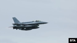 Літак F-16, фото ілюстративне