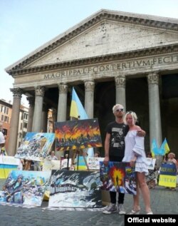 Марія Діордічук та Єгор Стрєлков з виставкою «Кольори волі» у Римі