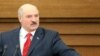 Lukaşenko ýurduň parlamentiniň öňünde ýyllyk ýüzlenme bilen çykyş edýär, Minski, 21-nji aprel.