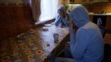 Чеченские геи, которые бежали от преследований. Фото из архива
