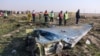 На місті падіння уламків збитого українського літака на околиці Тегерану, 8 січня 2020 року