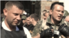 Боевики Александр Захарченко (п) и Вадим Погодин (л)