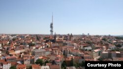 Ілюстраційне фото. Вигляд на Жижковську телевежу у Празі