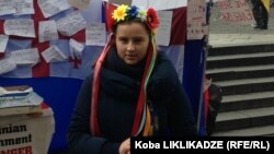 ალისა, ევრომაიდნის მოხალისე თარჯიმანი