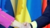 Архівна фотографія. Юлія Тимошенко і Володимир Путін. Москва, 29 квітня 2009 р.