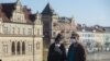 Un cuplu pe Podul Carol, Praga