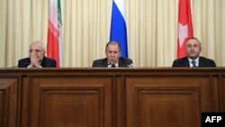 მოჰამად ჯავად ზარიფი, სერგეი ლავროვი, მევლუთ ჩავუშოღლუ 