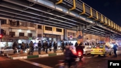 Poliția la Teheran
