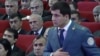 Таможенник Шахбоз Раджабзода во время "минидопроса" президента Рахмона на встрече с сотрудниками финансовой, банковской, таможенной и налоговой служб, 10 мая 2019 года