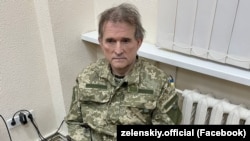 Виктор Медведчук после задержания сотрудниками СБУ весной 2022 года