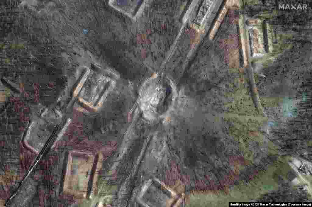 The Toropets site seen on September 22 in the aftermath of the Ukrainian strike. The force of the explosion leveled scores of trees. 