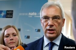Постійний представник Росії при НАТО Олександр Грушко у штаб-квартирі НАТО у Брюсселі. 20 квітня 2016 року