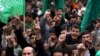 حماس از طرفداران خود خواسته است تا برعلیه یکی از شخصیت های اصلی جنبش فتح دست به تظاهرات بزنند