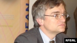 Peter Semneby