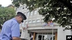 Zgrada Specijalnog suda i policijsko obezbeđenje, Beograd, 26. maj 2011.