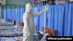 Один из временных стационаров в Бишкеке. Июль 2020 года.