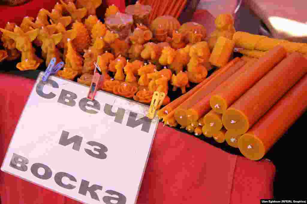 Балдын момунан жасалган асем буюмдар.