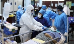 Iranian doctors say they are seeing a surge of patients with gastrointestinal problems.