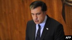 О том, что во время ежегодных выступлений в парламенте Михаил Саакашвили не скупится на новые идеи, в Грузии знают хорошо
