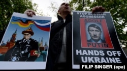 Протест біля посольства Росії у Чехії (архівне фото)