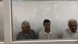АЭС референдумы қарсаңында ұсталған белсенділер соты. Солдан оңға қарай: Жанат Қазақбай, Айдар Мүбәраков және Фазылжан Сыздықов. Алматы, 26 тамыз 2025 жыл.