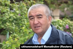 Özbek dissident şahyry Nurullo Otahonow