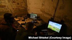 Робота операторів БПЛА 68-ї окремої єгерської бригади «Шершні Довбуша», позиції під Покровськом, квітень 2025 року