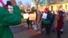 Dueling Rallies In Moldova Support, Criticize Kremlin Foe Navalny