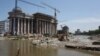 Во Вардар ќе никнат три жални врби за 250 илјади евра.