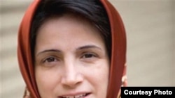 Iki çaganyň enesi 45 ýaşly aklawçy Sotoudeh 4-nji sentýabrda tussag edilipdi. 