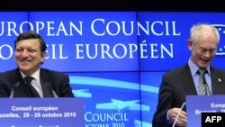 Jose Manuel Barroso și Herman Van Rompuy 