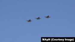 Cele trei aeronave F-16 Fighting Falcon cumpărate de România din Norvegia.