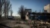 Разрушенные здания в Красногоровке. Октябрь 2016 года