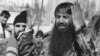 Қаблан ҳадс зада мешуд, ки фарзандони Мирзо Зиёев, собиқ вазири ҳолатҳои изтирорӣ низ аз боздоштгоҳ фирор кардаанд. Акс аз хазина