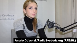Evghenia Carr (Timoshenko) în studioul Europei Libere de la Kiev