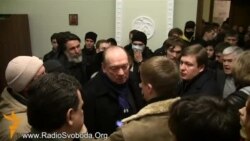 Студенти столичного медичного університету примусили ректора піти